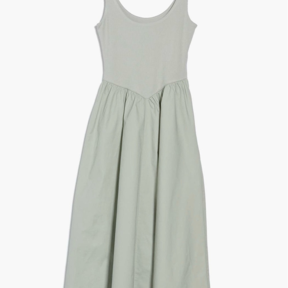 Brand new with tags Nordstrom Elegant Sleeveless Dress in Light Green
